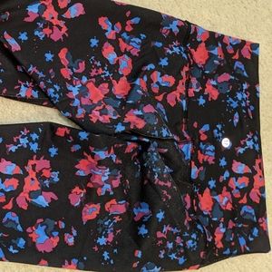 lightly used LULULEMON 21" leggings